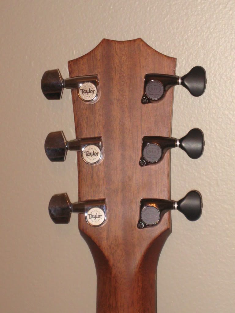 314ce with Gotoh 510 cosmo black 121 tuners The Acoustic Guitar Forum